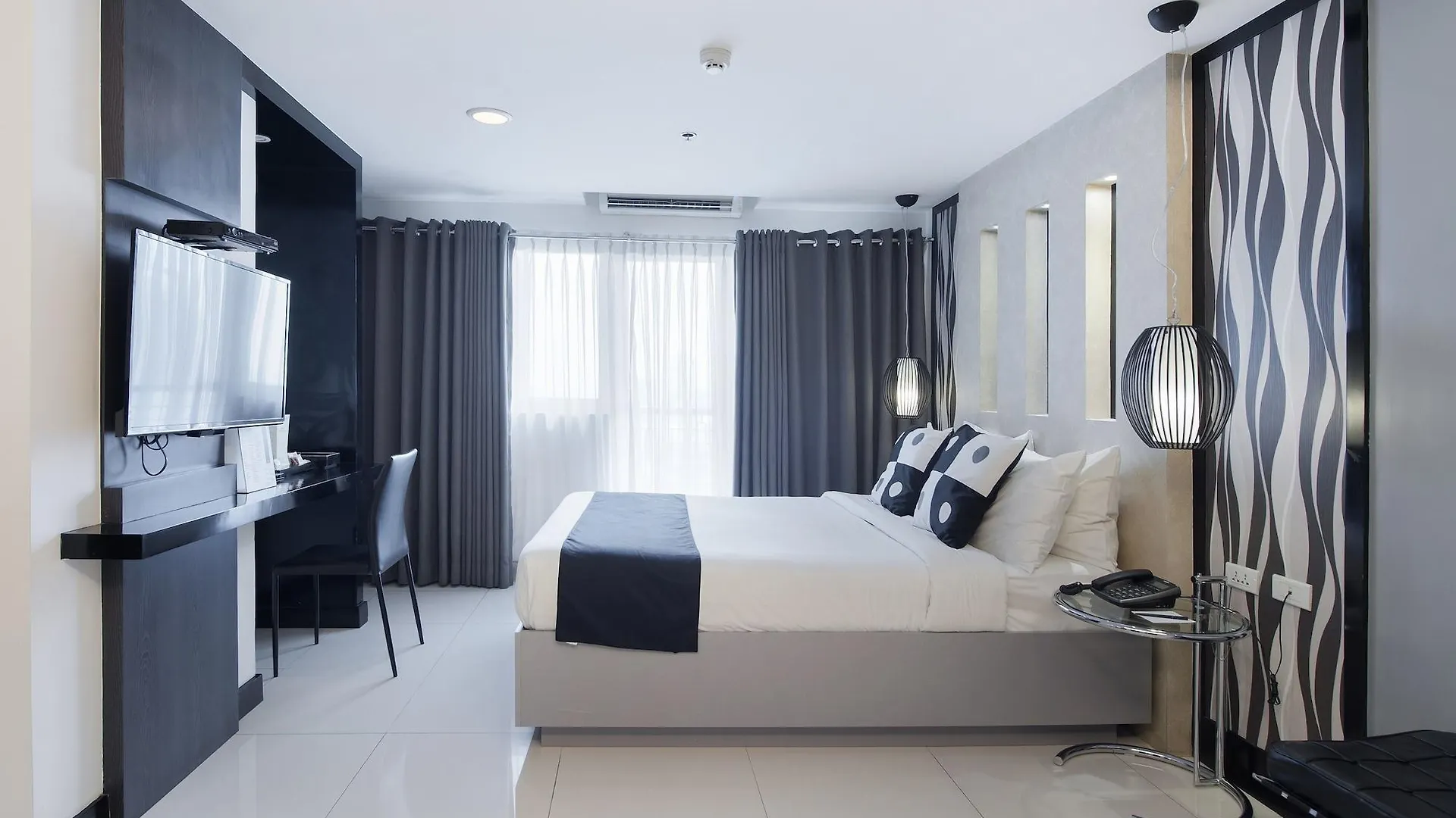 Y2 Residence Hotel Managed By Hii San Pedro Makati 3*,  Filippinerne