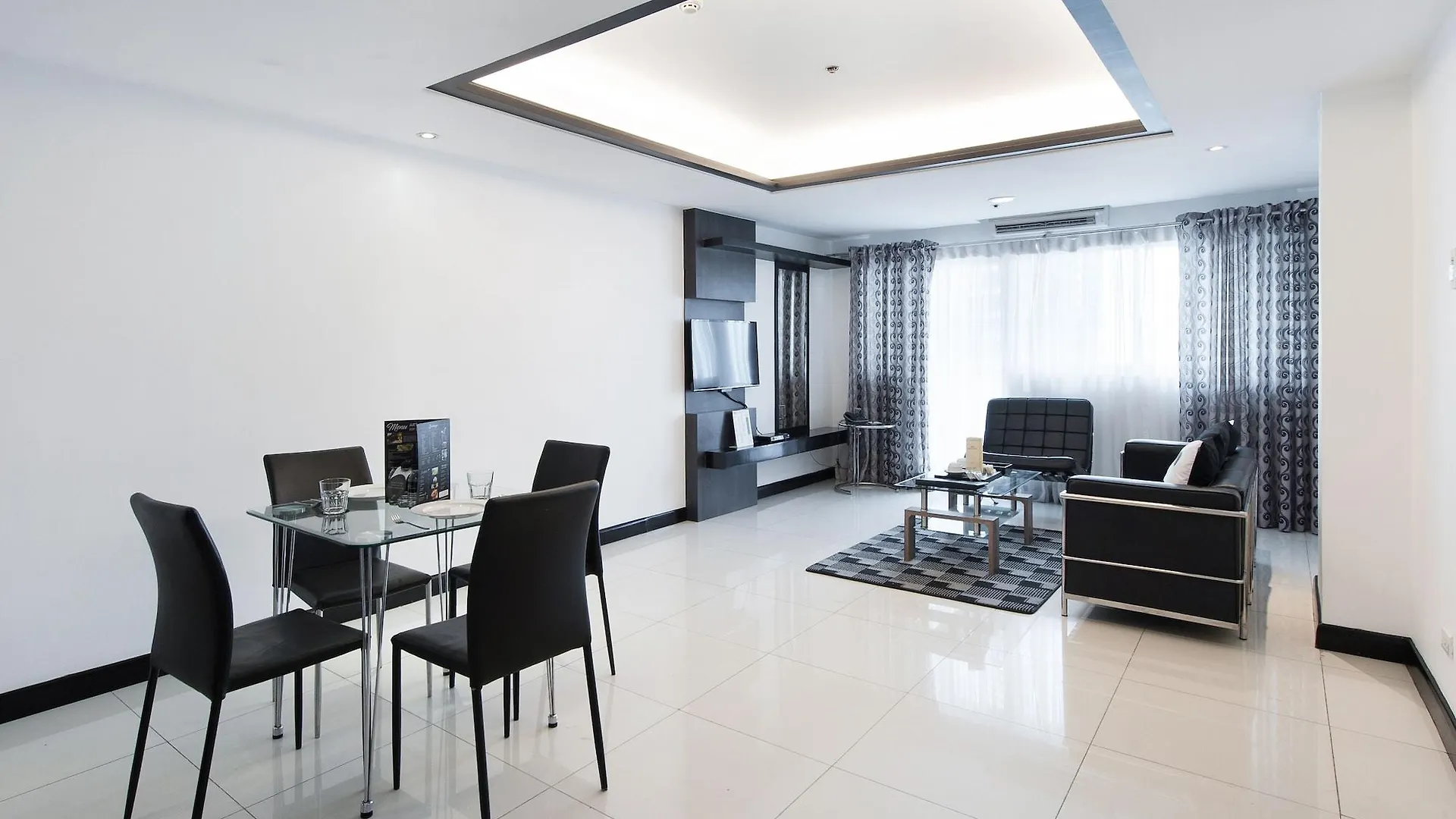 Y2 Residence Hotel Managed By Hii Makati City