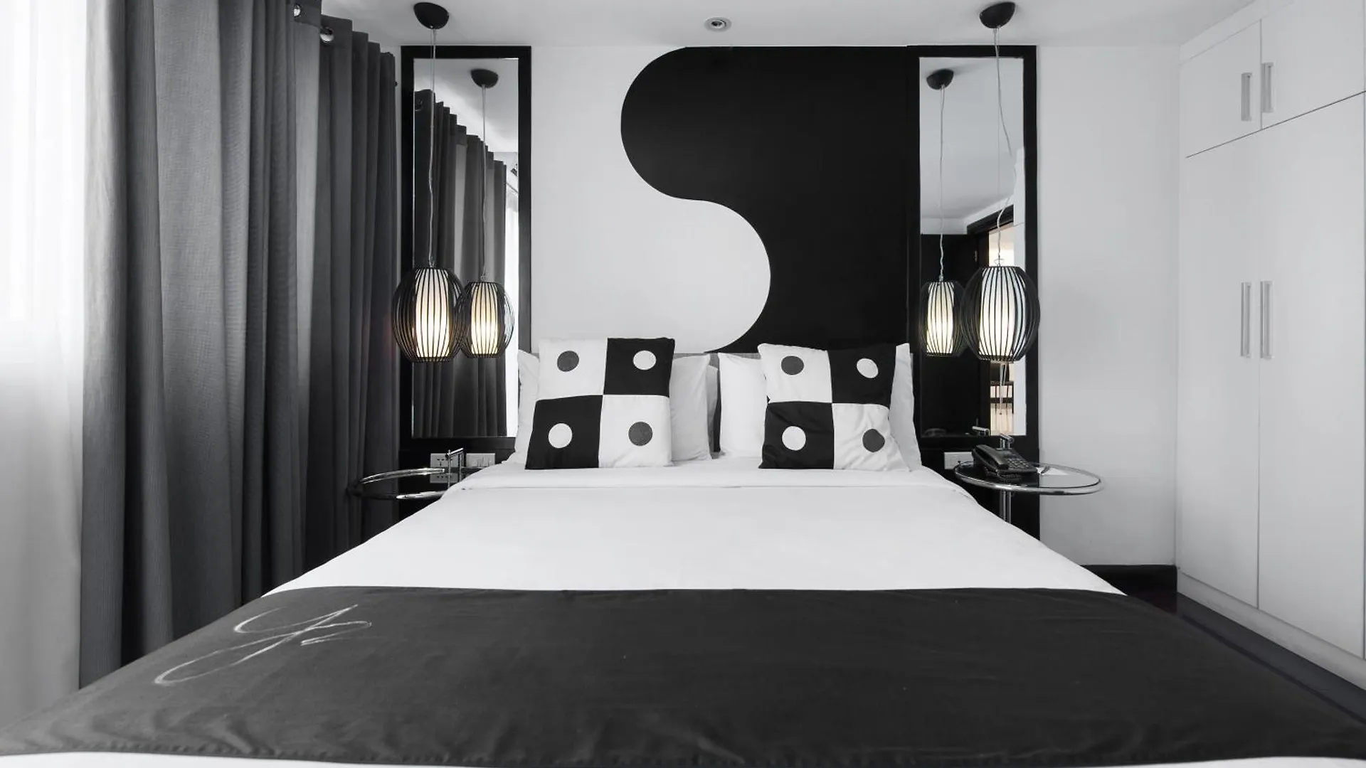 Y2 Residence Hotel Managed By Hii Makati City