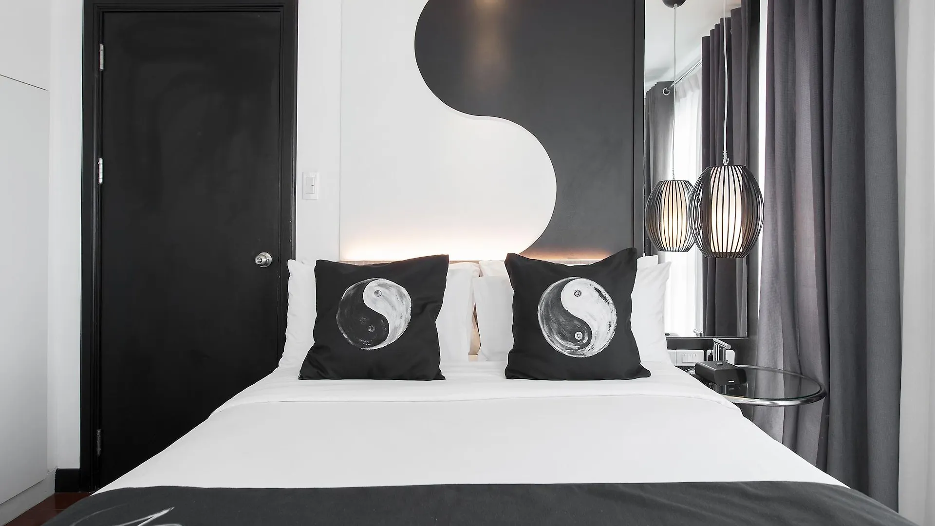 Y2 Residence Hotel Managed By Hii Makati City