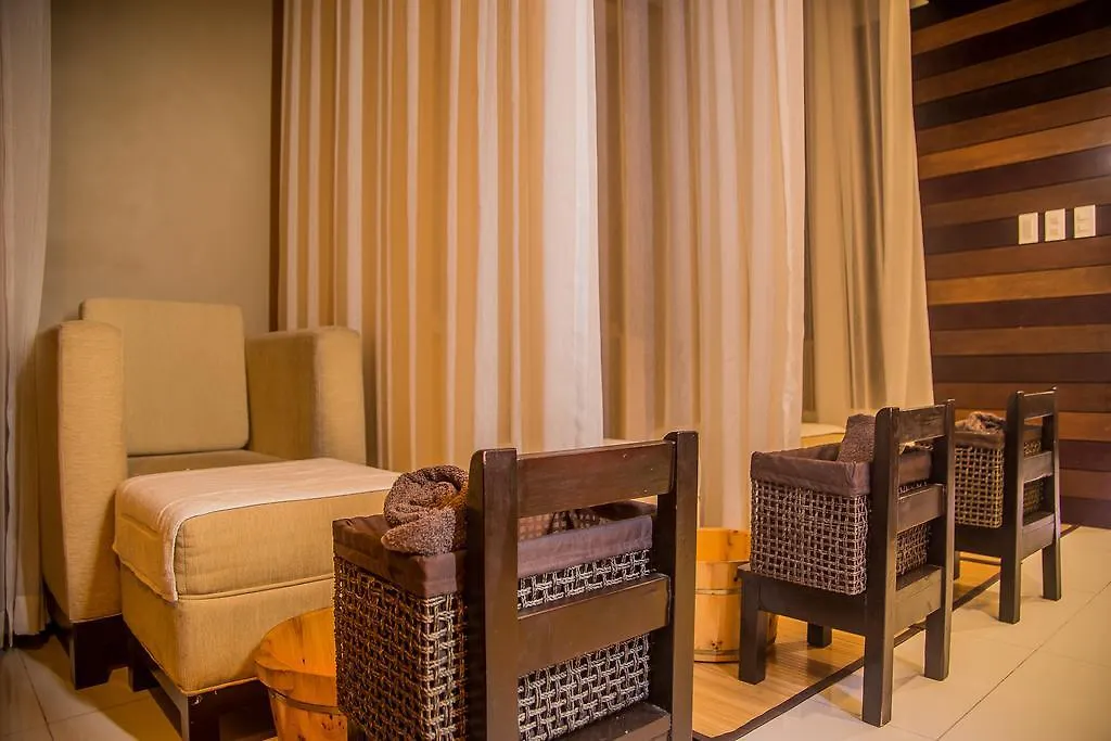 Y2 Residence Hotel Managed By Hii Makati City
