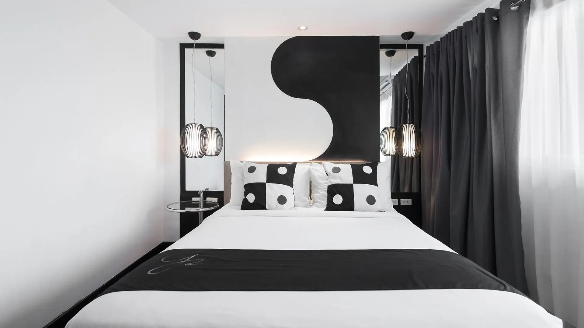***  Y2 Residence Hotel Managed By Hii Makati City Philippines
