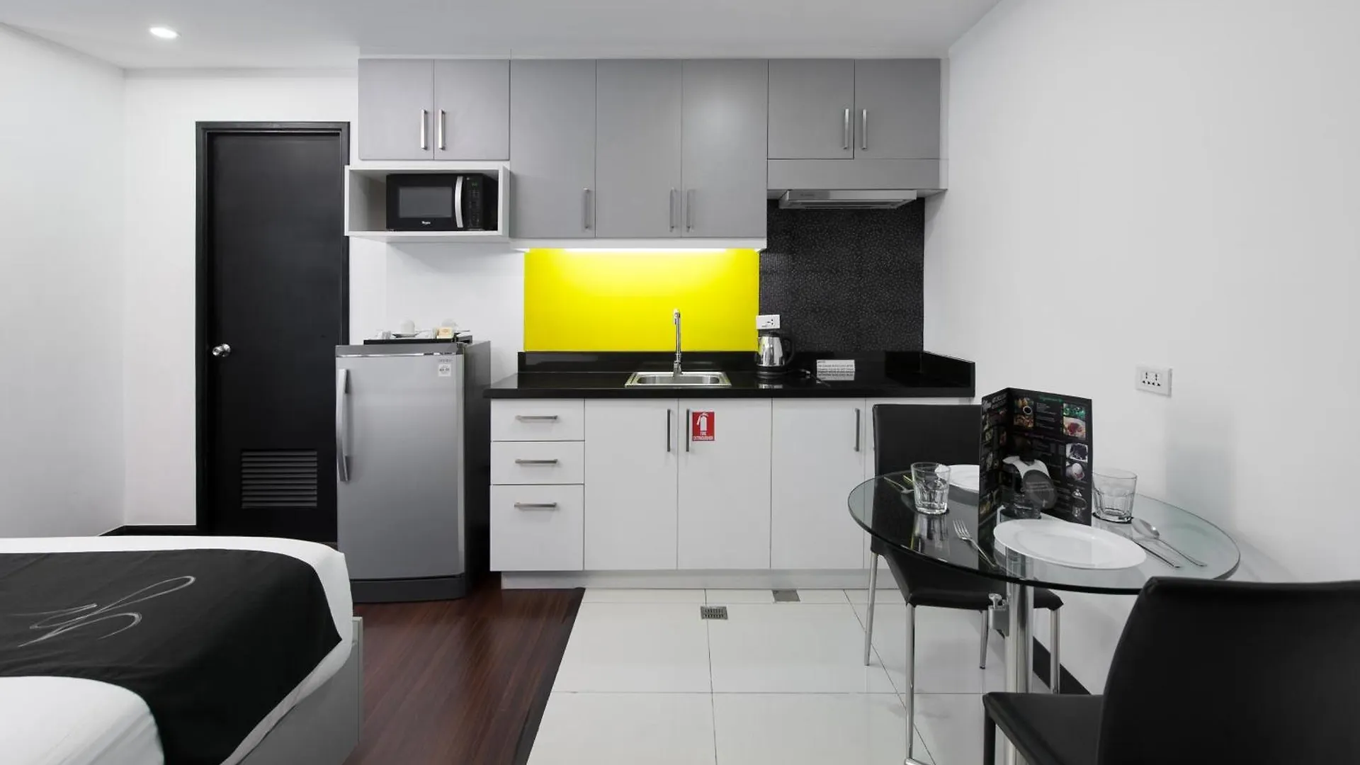 ***  Y2 Residence Hotel Managed By Hii Makati City Philippines